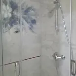 Lux Monika Z Tarasem I Garazem Rewal