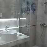 Lux Monika Z Tarasem I Garazem * Rewal